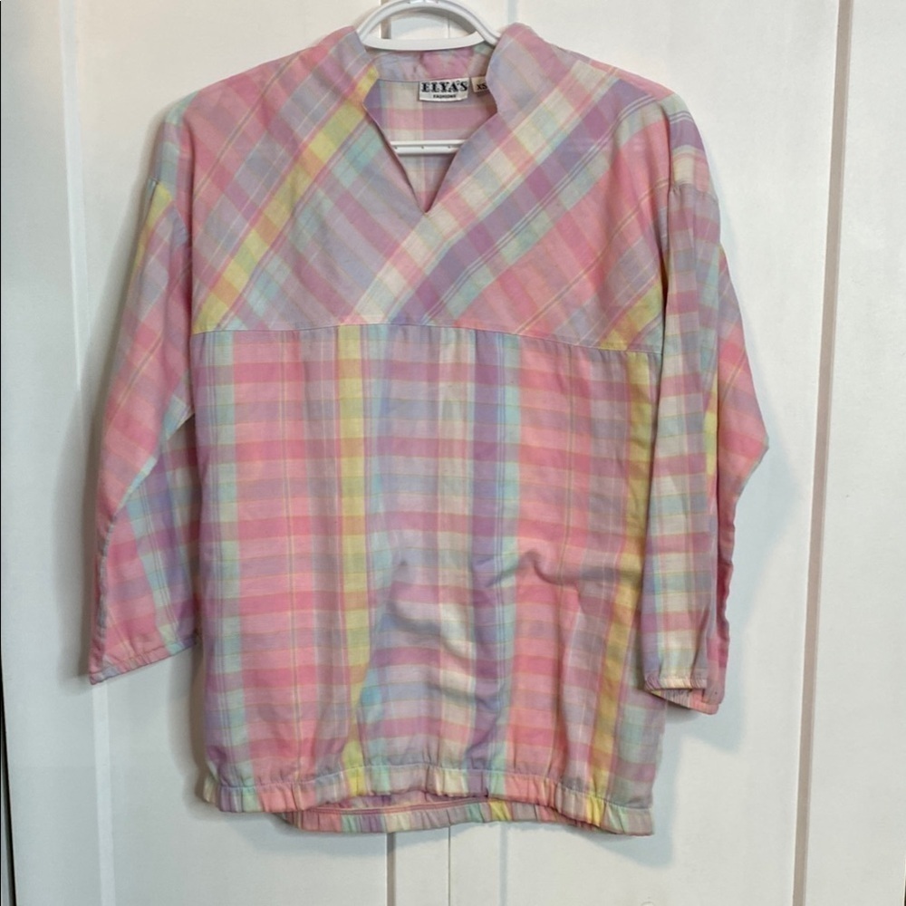 Elya's Vintage | Colorful Pastel Plaid VNeck Top - Xsmall